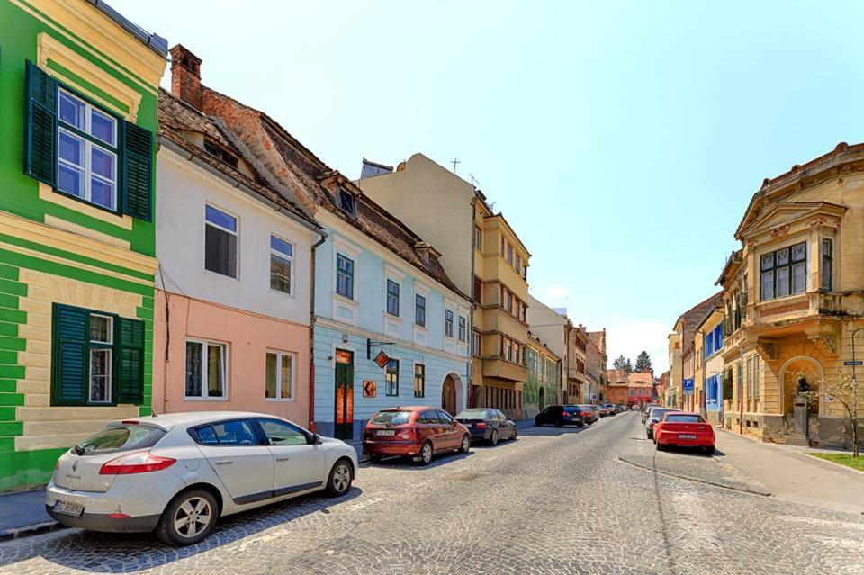 Schiller Apartment - Old Town Сібіу Екстер'єр фото